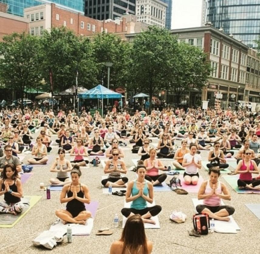 Three Ways Yoga Will Help You Feel Good