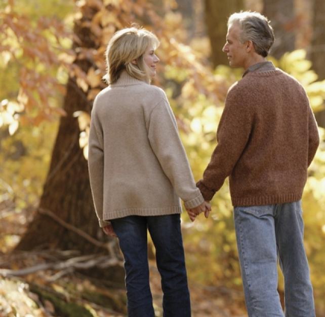 Can You Make and Keep Relationships If You Donâ€™t Have Much Money?